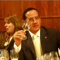 Edgar León